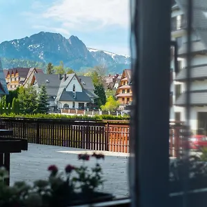https://apartament-tatry55.zakopanehotels.org